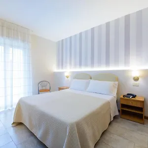 hotel-falco.riccione-hotels.org/